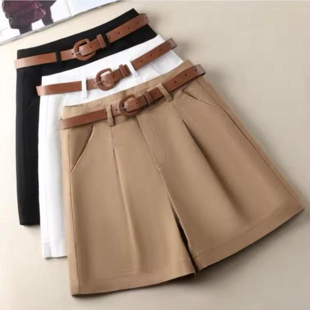 Women's Shorts - Tan/Multi - S on Productcaster.