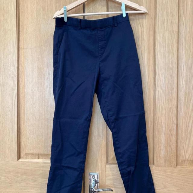 UNIQLO Women's Trousers - Navy - 26" on Productcaster.