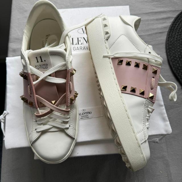 Valentino Women's Trainers - White/Pink - UK 5 on Productcaster.