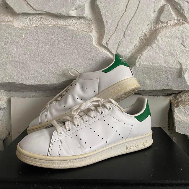 Adidas Men's Trainers - White/Green - UK 9 on Productcaster.