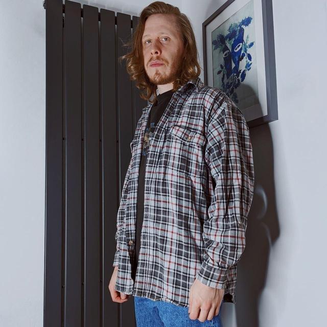 Vintage Men's Shirt - Grey/Red - XL on Productcaster.