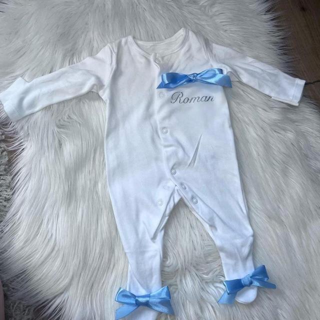 Kids' Sleepsuit - White/Silver - 9-12 months on Productcaster.