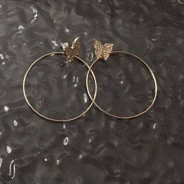 Vintage Women's Earrings - Gold on Productcaster.