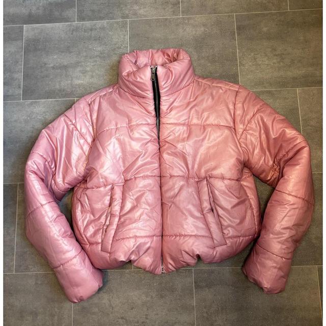 Preloved Women's Puffer Jacket - Pink - L on Productcaster.