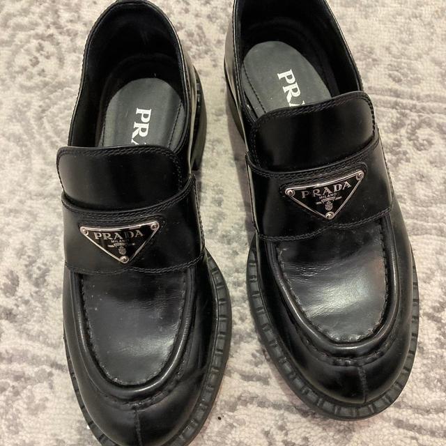 Prada Women's Loafers - Black - UK 2.5 on Productcaster.