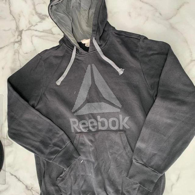 Reebok Men's Sweatshirt - Black - L on Productcaster.