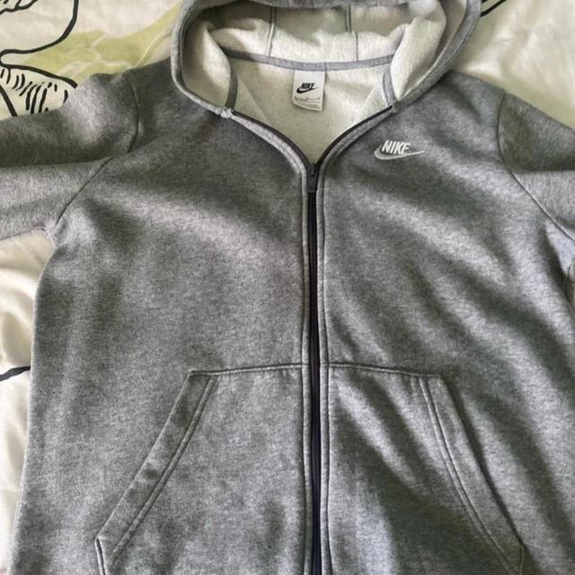 Nike Kids' Hoodie - Grey - 14 years on Productcaster.