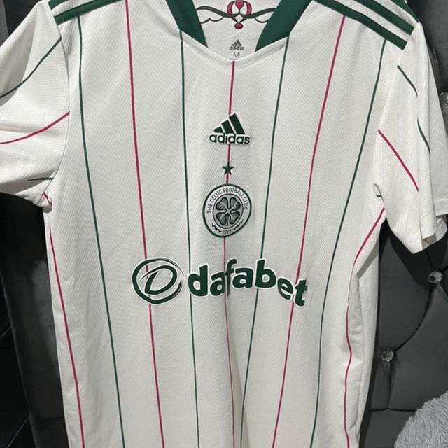 Celtic F.C. Men's Top - White - M on Productcaster.