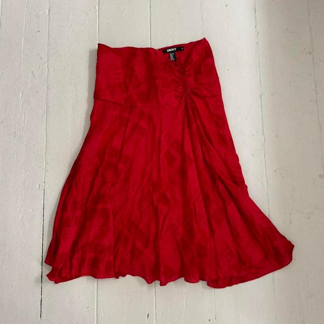 DKNY Women's Skirt - Red - UK 12 on Productcaster.