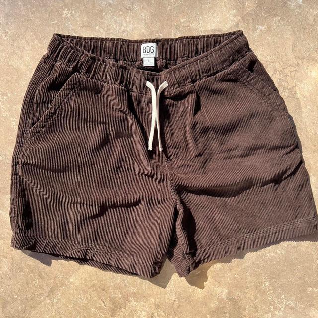 Urban Outfitters Men's Shorts - Brown/Burgundy - 31" on Productcaster.