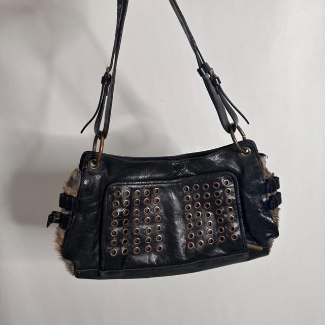 Women's Bag - Black on Productcaster.