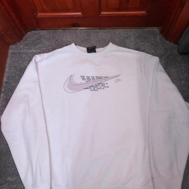 Nike Men's Jumper - White - M on Productcaster.