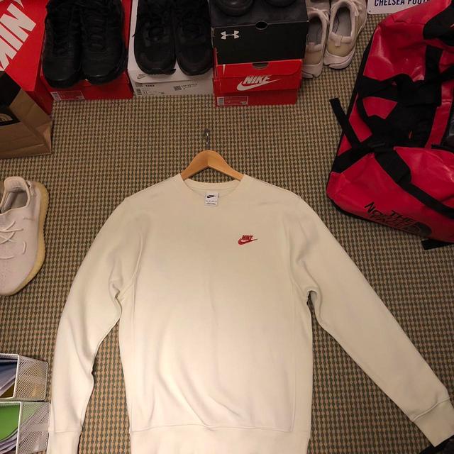 Nike Men's Sweatshirt - Cream - XS on Productcaster.