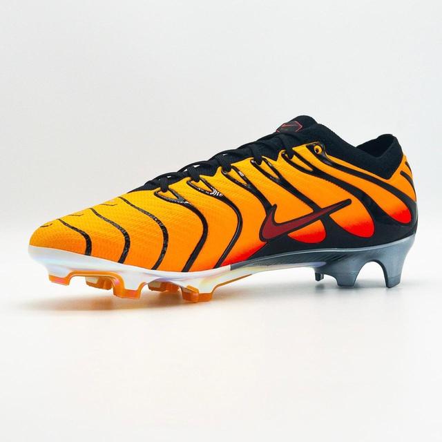 Nike Men's Footwear - Orange/Black - UK 8 on Productcaster.