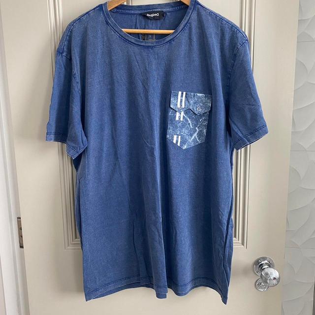 Desigual Men's T-shirt - Blue - XL on Productcaster.