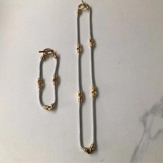 Preloved Women's Necklace - Gold on Productcaster.