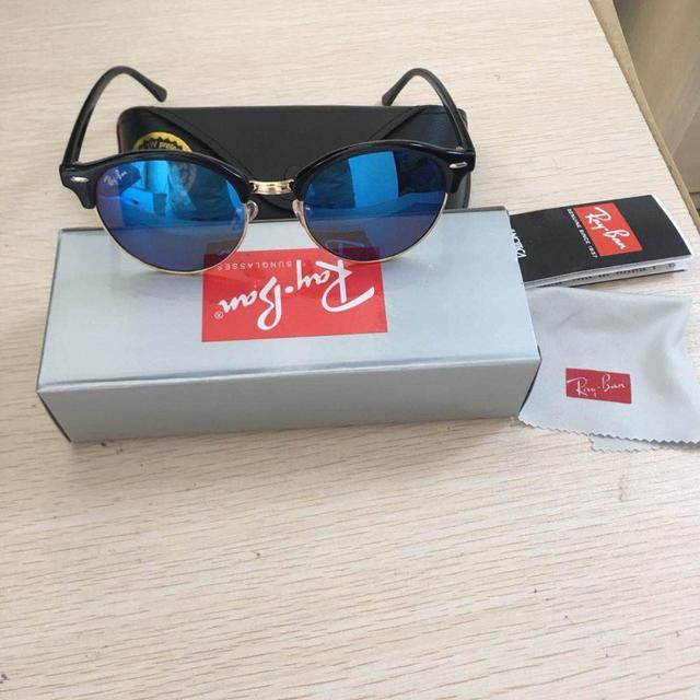 Ray-Ban Women's Round Sunglasses - Silver/Blue on Productcaster.