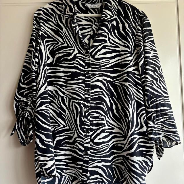 Dorothy Perkins Women's Blouse - Black/White - 16 on Productcaster.