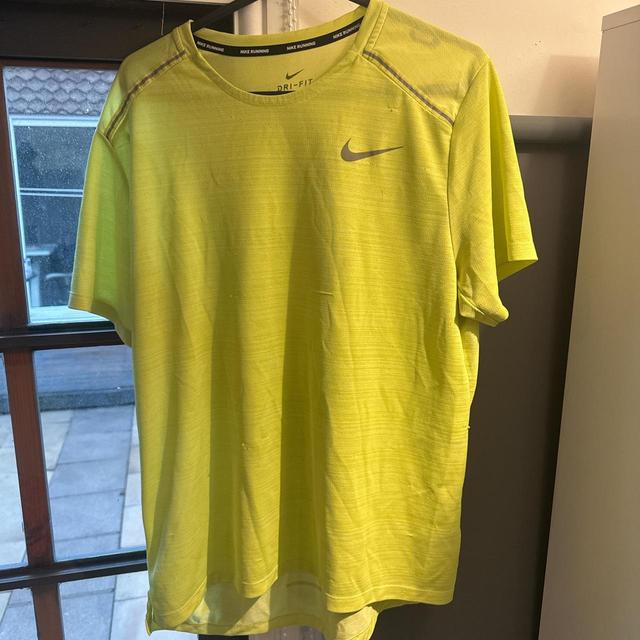 Nike Men's T-shirt - Yellow - L on Productcaster.