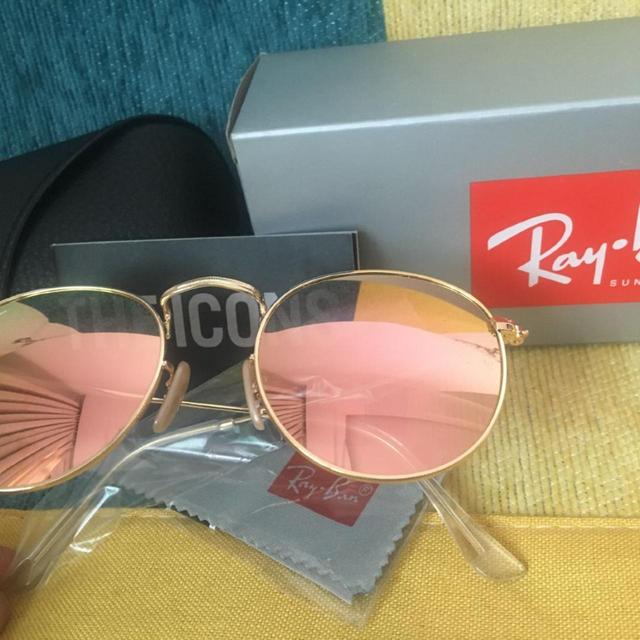 Ray-Ban Women's Casual Sunglasses - Pink/Gold on Productcaster.