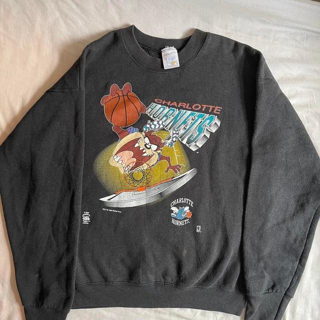 Looney Tunes Kids' Jumper - Black on Productcaster.