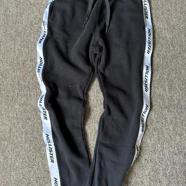 Hollister Co. Men's Sweatpants - Black - S on Productcaster.