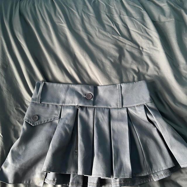 Women's Skirt - Grey/Silver - UK 8 on Productcaster.