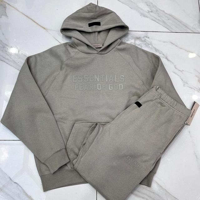 Fear of God Men's Hoodie - Tan - L on Productcaster.