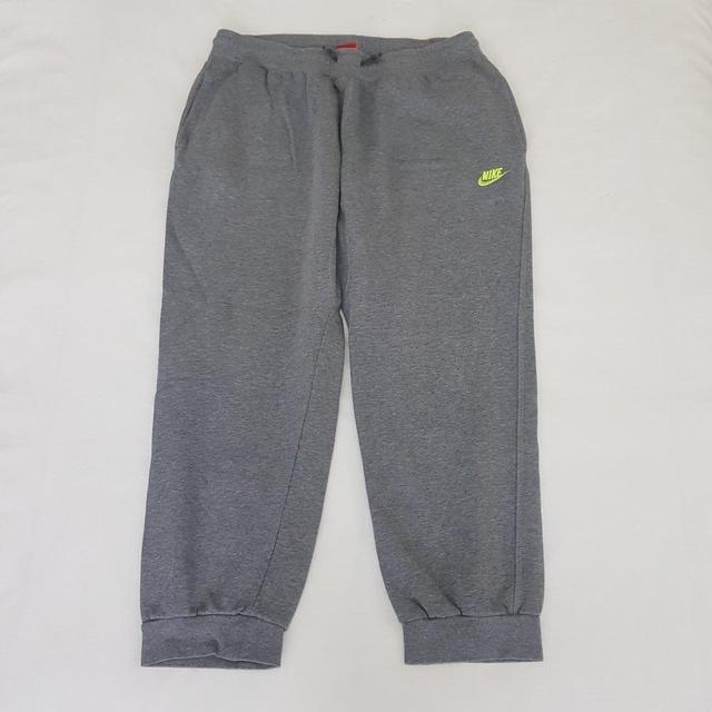 Nike Men's Sweatpants - Grey - XXL on Productcaster.