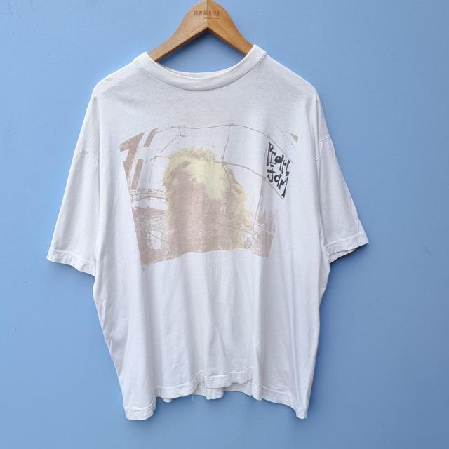 Gildan Men's T-shirt - White - M on Productcaster.