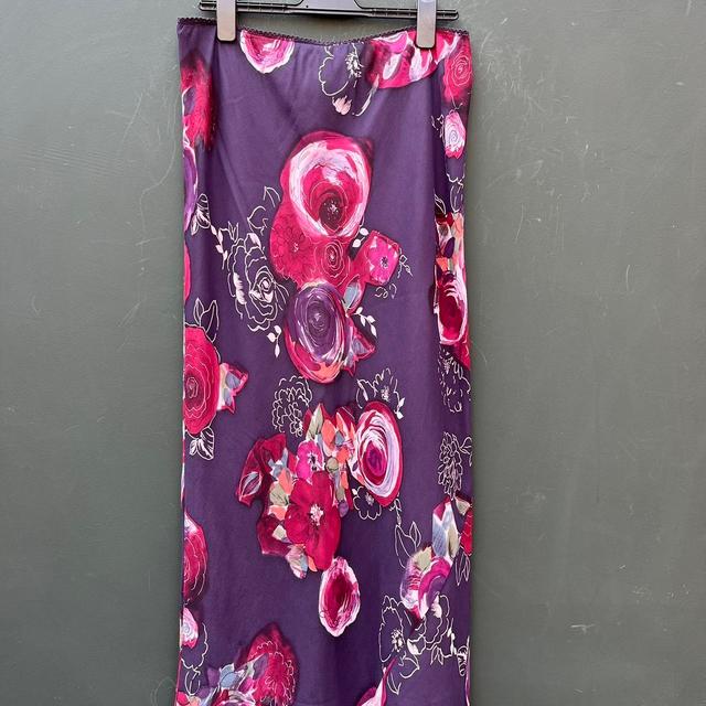 Laura Ashley Women's Maxi Skirt - Purple/Multi - UK 16 on Productcaster.