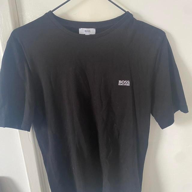 Hugo Boss Men's T-shirt - Black - S on Productcaster.