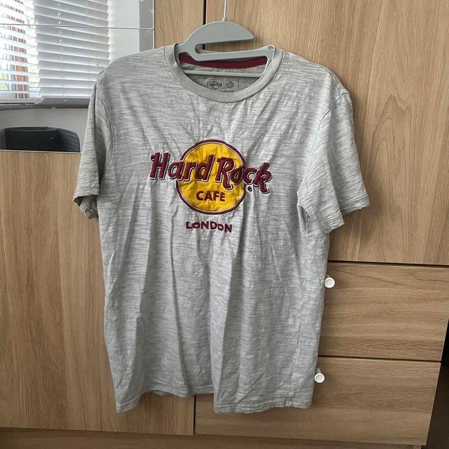 Hard Rock Cafe Men's T-shirt - Grey/Multi - S on Productcaster.