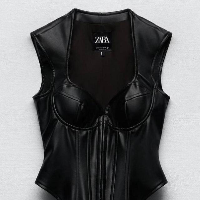 Zara Women's Corset - Black - M on Productcaster.