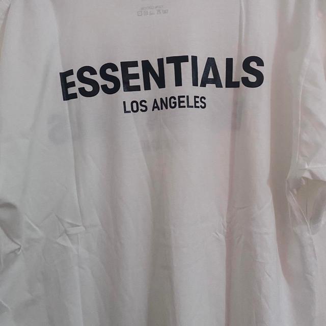 Essentials Men's T-shirt - White/Black - M on Productcaster.