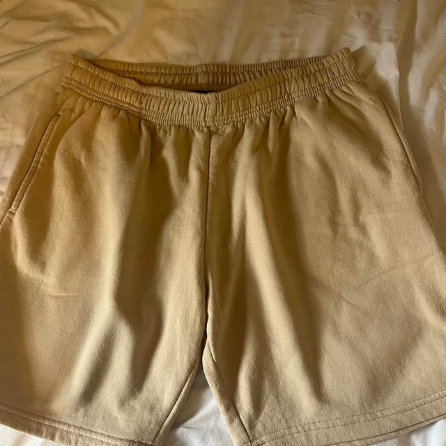 PrettyLittleThing Women's Shorts - Tan/Cream - UK 8 on Productcaster.