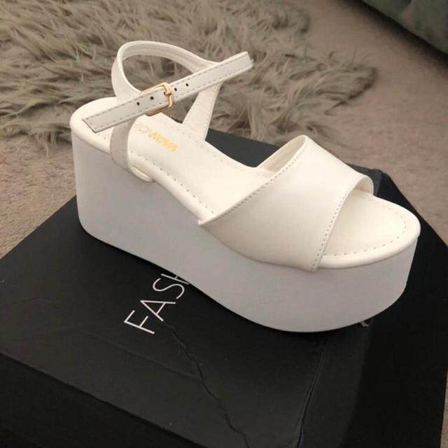 Fashion Nova Women's Sandals - White - UK 4.5 on Productcaster.