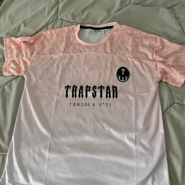 Trapstar Men's T-shirt - Pink - S on Productcaster.