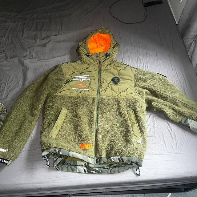 BAPE Men's Fleece Jacket - Khaki - M on Productcaster.