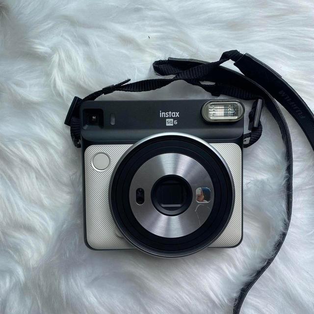 Fujifilm Instant cameras - White on Productcaster.