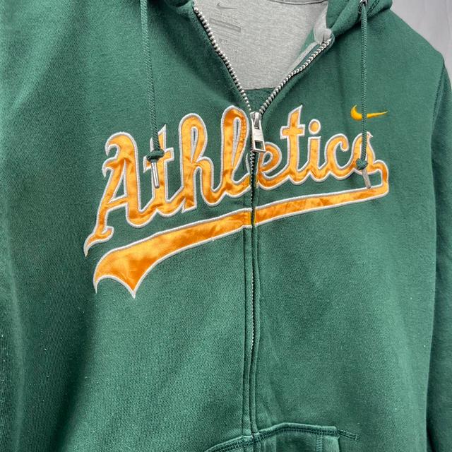 Nike Women's Hoodie - Green - L on Productcaster.