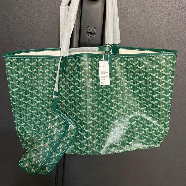 Goyard Women's Bag - Green on Productcaster.