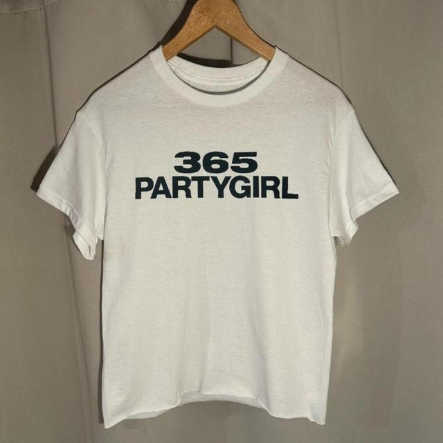 Handmade Women's T-shirt - White/Black - M on Productcaster.