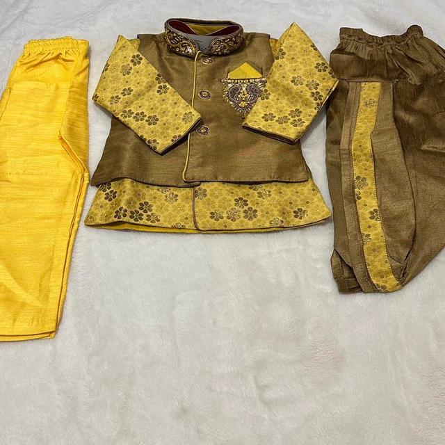 Designer Kids' Suit - Yellow/Brown - 12-18 months on Productcaster.