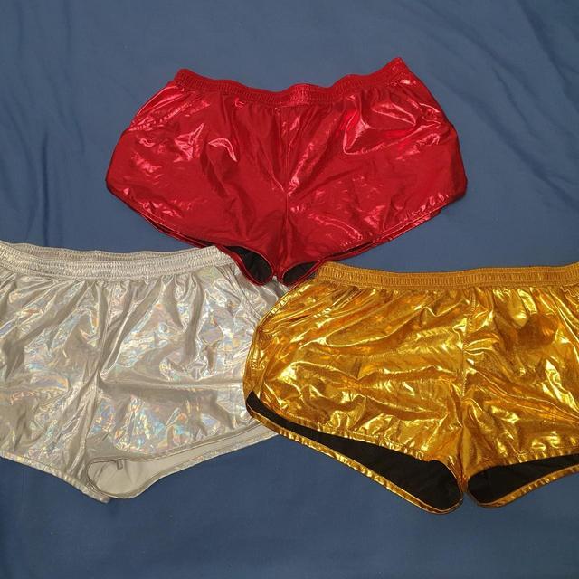 Men's Shorts - Silver/Gold - XXL on Productcaster.