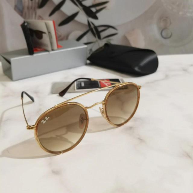 Ray-Ban Women's Sunglasses - Gold/Tan on Productcaster.