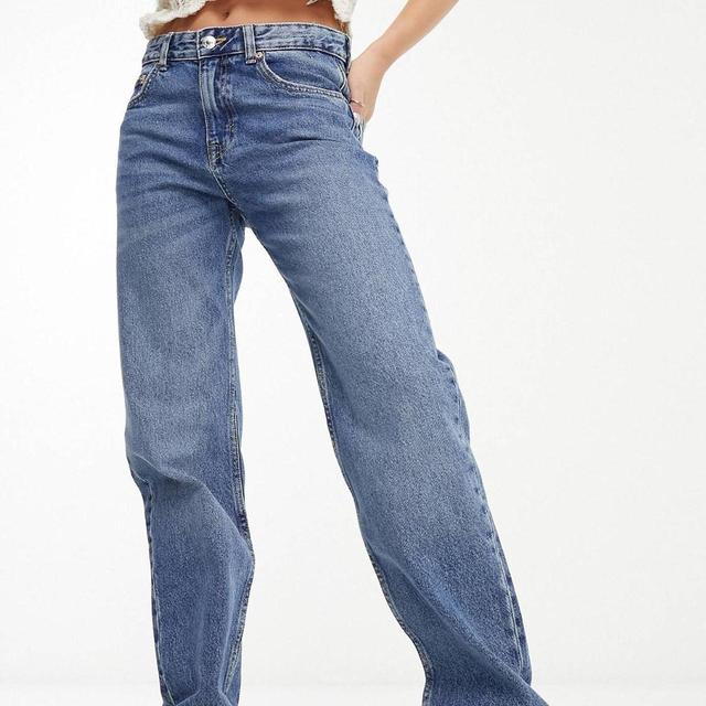 Pull&Bear Women's Low rise Jeans - Blue/Navy - UK 8 on Productcaster.