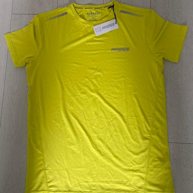 McKenzie Men's T-shirt - Yellow - L on Productcaster.