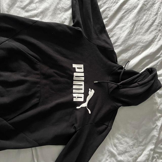 Puma Women's Hoodie - Black - 18 on Productcaster.