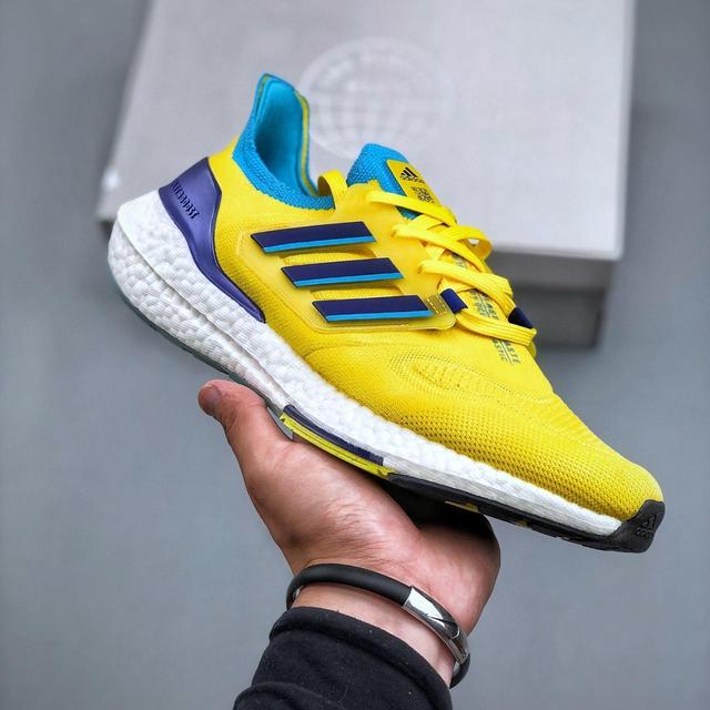 Adidas Men's Trainers - Yellow/Multi - UK 8.5 on Productcaster.